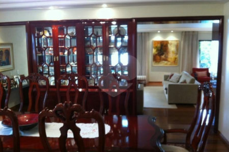 Apartamento à venda com 4 suítes em Real Parque, São Paulo, SP