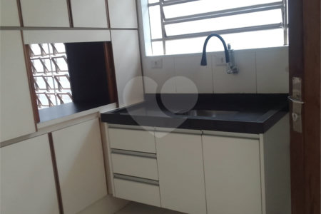 Casa à venda com 3 quartos, sendo 1 suíte, no Centro, Mogi das Cruzes, SP