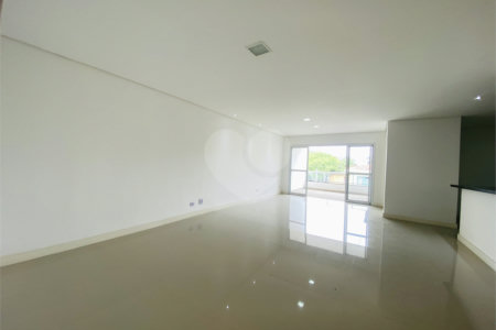 Apartamento à venda com 3 quartos, sendo 1 suíte, em Baeta Neves, São Bernardo do Campo, SP