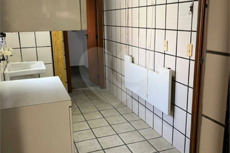 Apartamento à venda com 4 suítes em Vila Uberabinha, São Paulo, SP