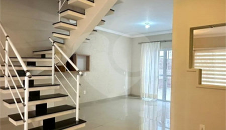 Casa à venda com 3 quartos, sendo 1 suíte,  no condomínio Villaggio Di Itaici, Indaiatuba - SP