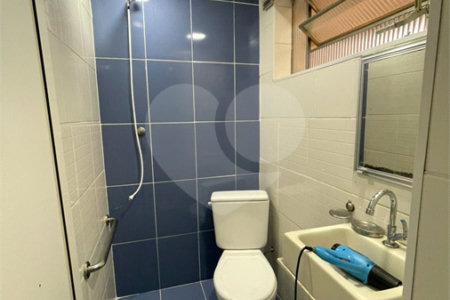 Sobrado à venda com 3 quartos em Quinta da Paineira, São Paulo, SP