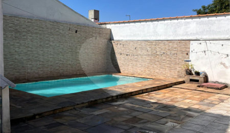 Casa Térrea à venda com 3 quartos, sendo 1 suíte,  em Socorro, São Paulo, SP