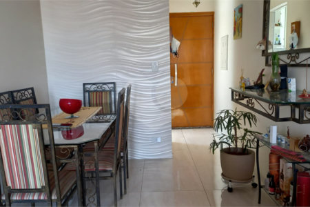 Apartamento à venda com 2 quartos em Vila Mazzei, São Paulo, SP