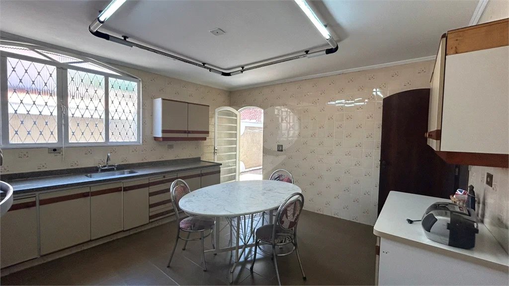 Venda Casa com 4 Dormitórios no Parque Santa Cecília