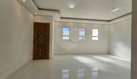 Casa Térrea à venda com 3 quartos, sendo 1 suíte,  em Villa Di Cesar, Mogi das Cruzes, SP