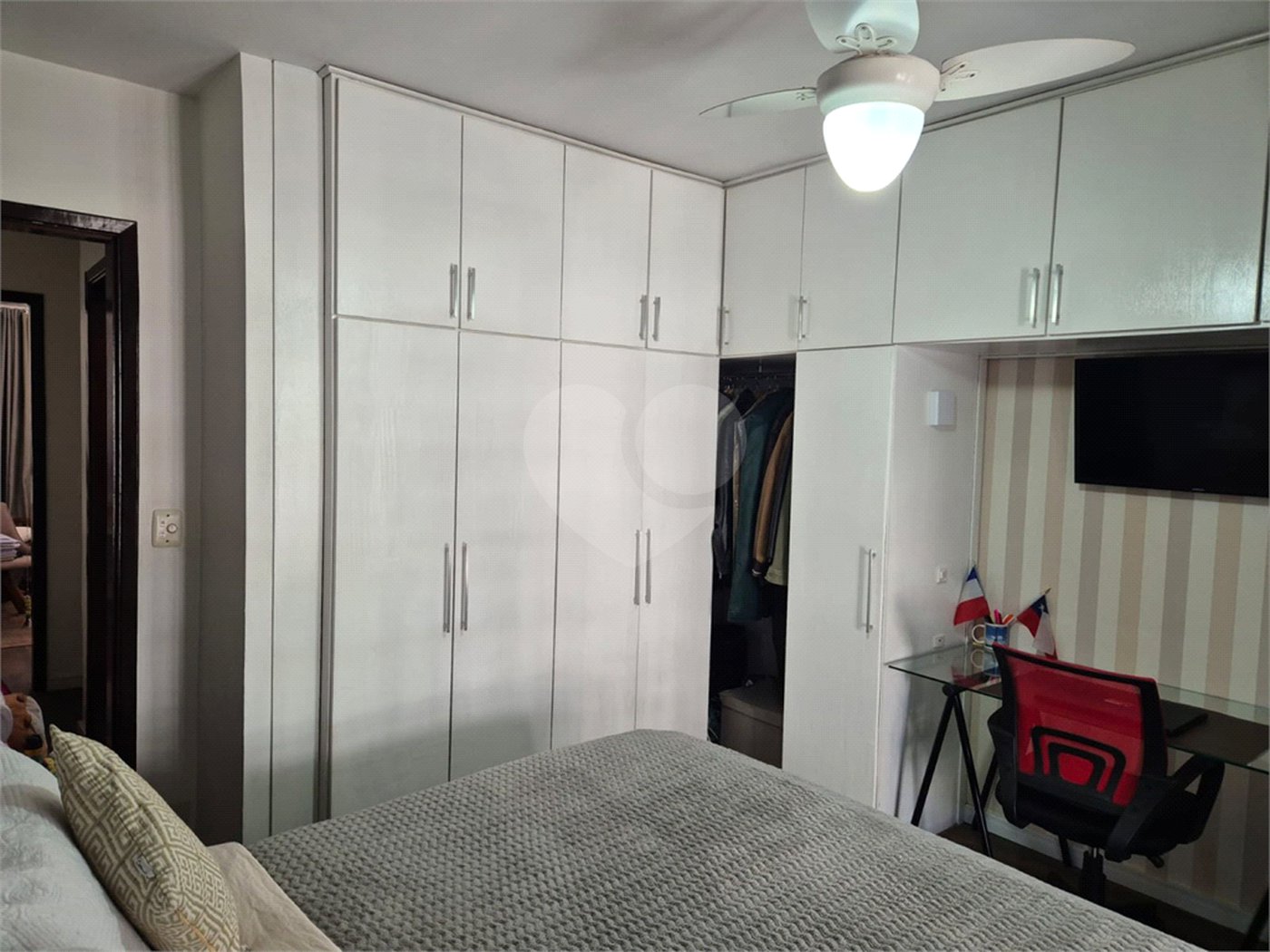 Sobrado à venda com 2 quartos em Vila Gumercindo, São Paulo, SP