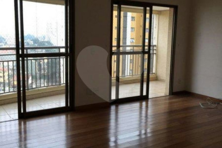 Apartamento à venda com 3 quartos, sendo 1 suíte, em Santa Teresinha, São Paulo, SP