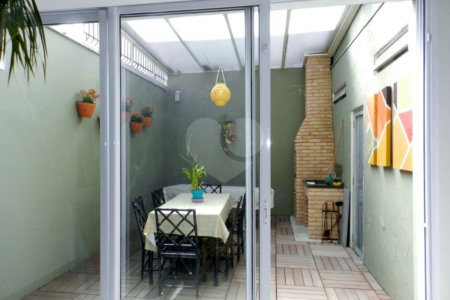 Sobrado à venda com 4 quartos, sendo 3 suítes, em Brooklin, São Paulo, SP