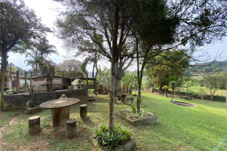 Chácara à venda com 3 quartos em Chácaras Ceres, Suzano, SP