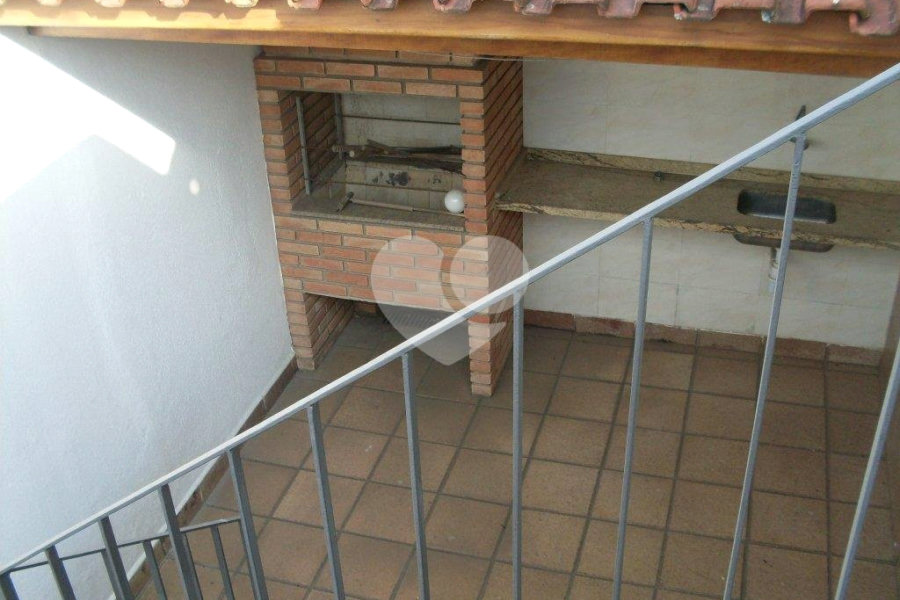 Casa à venda com 3 quartos, sendo 1 suíte,  em Vila Irmãos Arnoni, São Paulo, SP