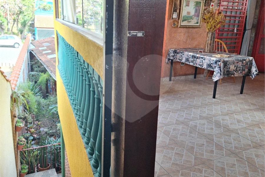 Sobrado à venda com 3 quartos em Tremembé, São Paulo, SP