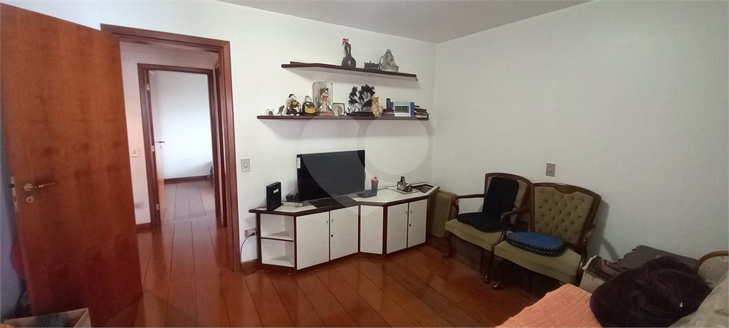 Apartamento à Venda em Mirandópolis com 4 Dormitórios, 2 Suítes e 4 Vagas