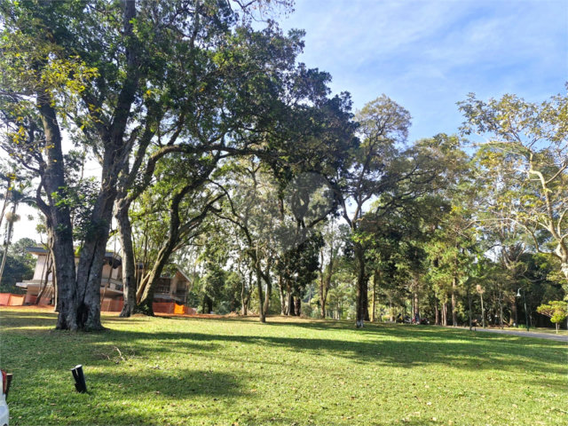 Terreno à venda no condomínio Chácara Santa Helena, São Paulo - SP