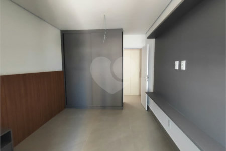 Apartamento à venda com 3 suítes em Vila Castelo Branco, Indaiatuba, SP