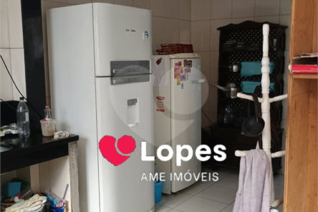 Casa à venda com 7 quartos, sendo 2 suítes, em Campo Grande, Rio de Janeiro, RJ