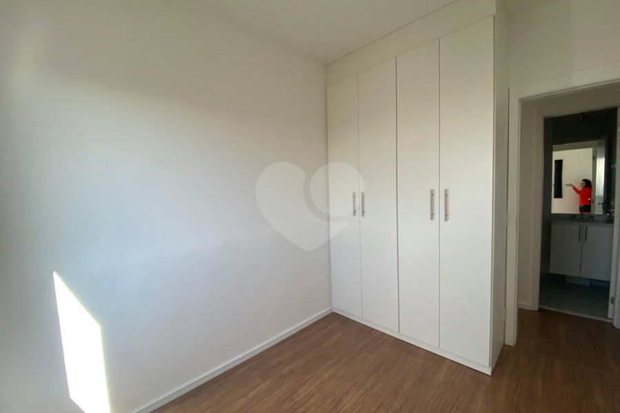 Apartamento à venda ou para alugar com 2 quartos, sendo 1 suíte, em Condomínio Granja Viana Ii, Cotia, SP