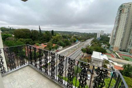 Cobertura à venda com 3 quartos, sendo 1 suíte, em Brooklin Paulista, São Paulo, SP