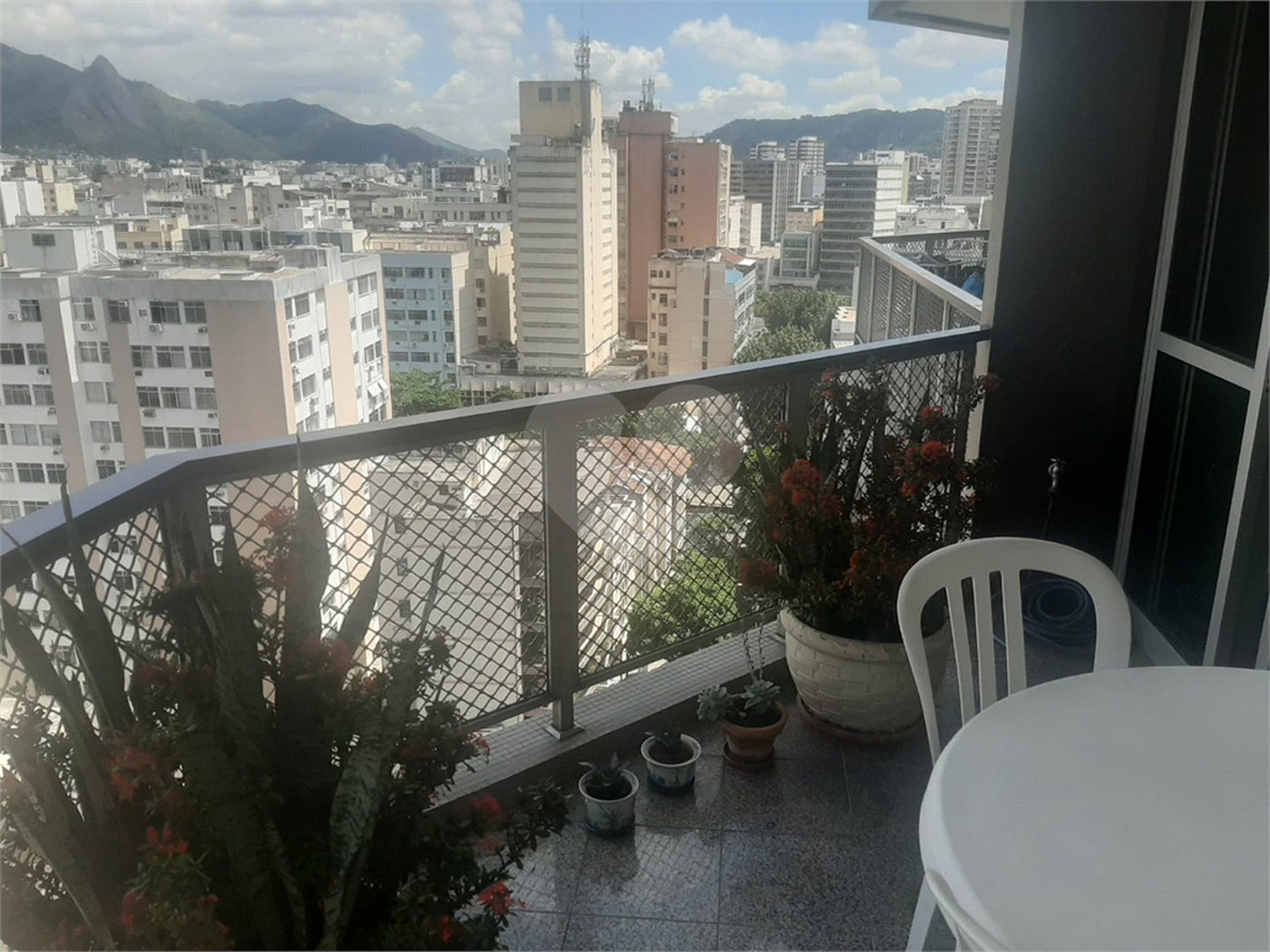 Apartamento à venda com 3 quartos, sendo 1 suíte, em Tijuca, Rio de Janeiro, RJ
