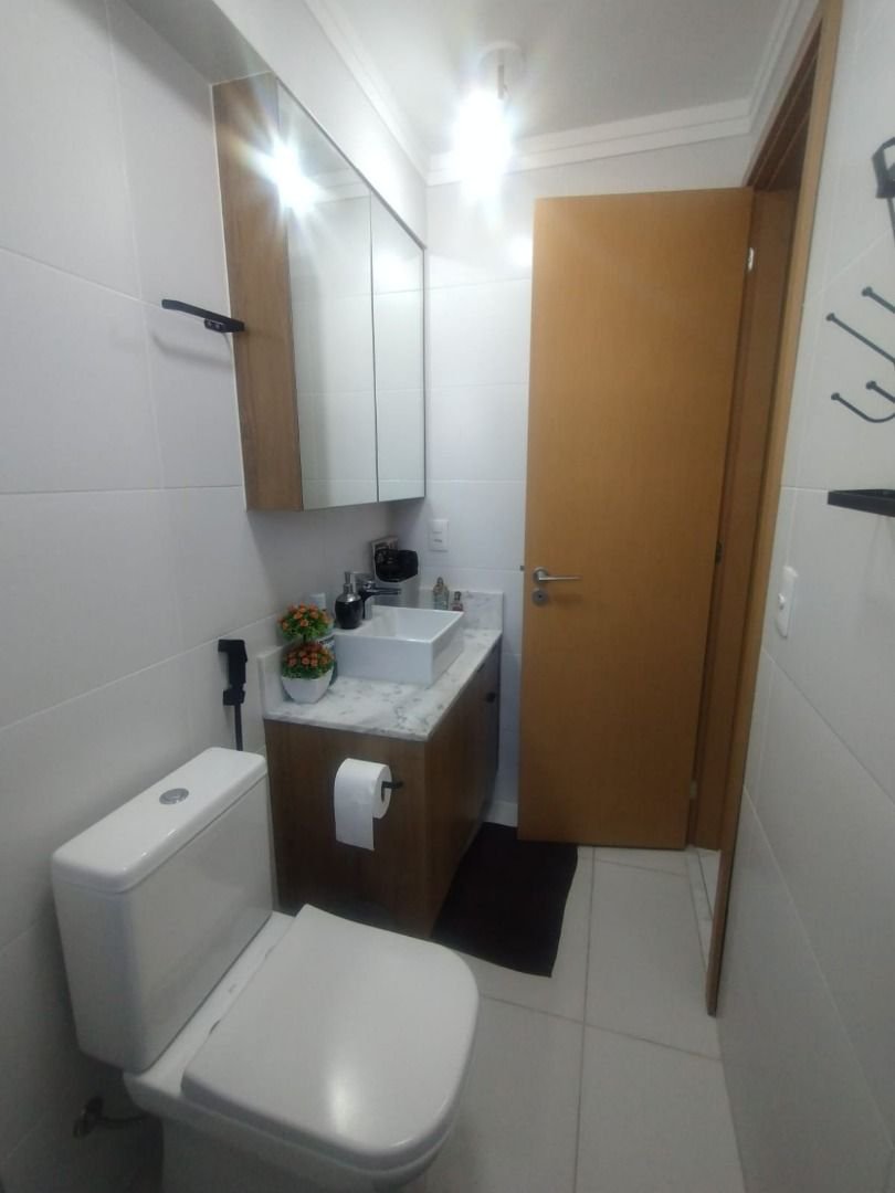 Apartamento Residencial à venda, Gonzaga, Santos - AP1742.