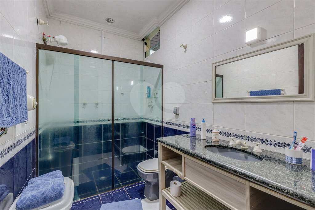 Sobrado à venda com 4 quartos, sendo 1 suíte, em Alto da Boa Vista, São Paulo, SP