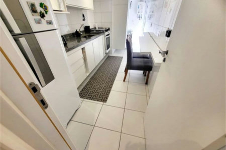Apartamento Residencial à venda, Gonzaga, Santos - AP1004.