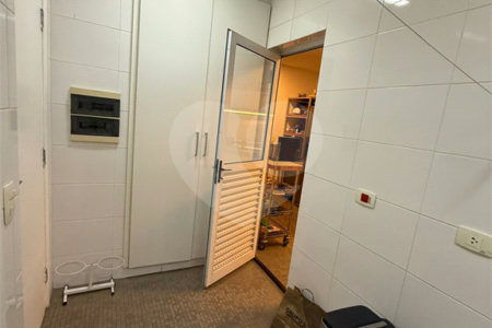 Apartamento à venda com 3 quartos, sendo 2 suítes,  em Vila Andrade, São Paulo, SP