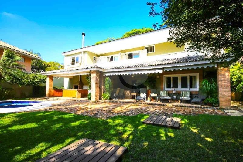 Casa à venda com 3 quartos, sendo 2 suítes,  em Vila Tramontano, São Paulo, SP