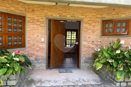 Chácara à venda com 4 quartos, sendo 2 suítes, em Parque Valinhos, Valinhos, SP