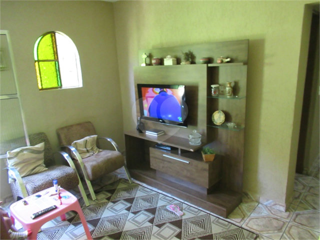 Sobrado à venda com 4 quartos em Horto, São Paulo, SP