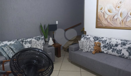 Sobrado à venda com 2 quartos em Tremembé, São Paulo, SP