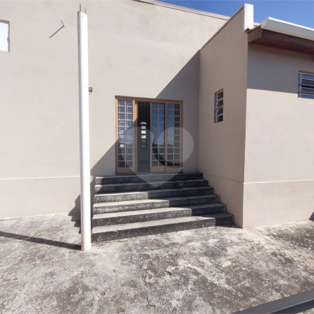 Casa à venda com 3 quartos, sendo 1 suíte, em Jardim das Palmeiras, Várzea Paulista, SP