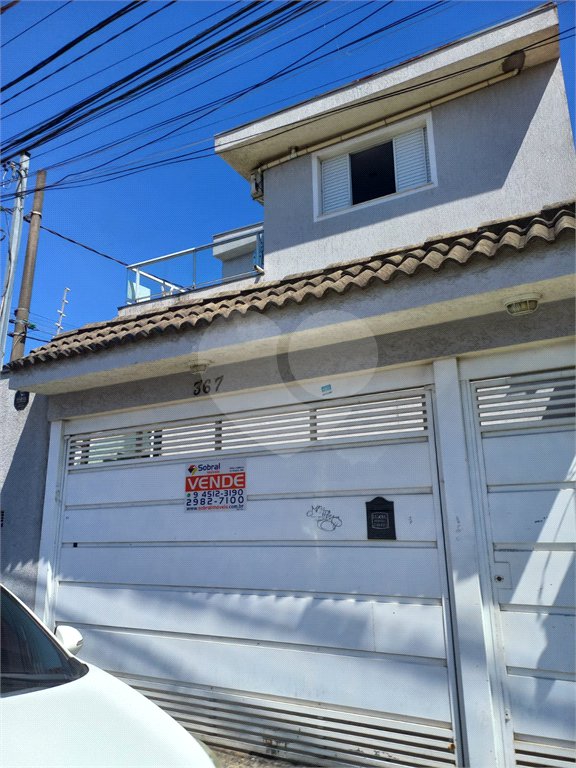 Sobrado à venda com 3 suítes em Vila Nivi, São Paulo, SP