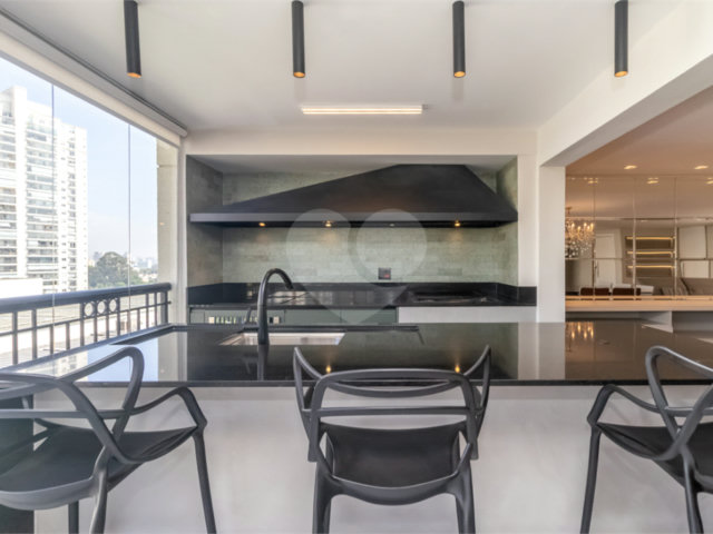 Apartamento à venda com 3 suítes em Alto da Boa Vista, São Paulo, SP