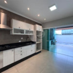 Casa à venda com 2 quartos, sendo 1 suíte, no condomínio Terras de São Francisco, Sorocaba - SP