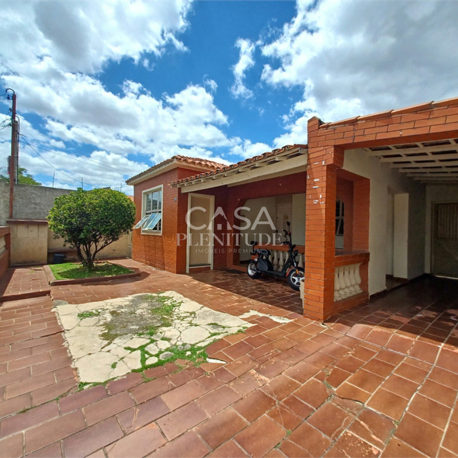 Casa à venda com 4 quartos em Vila Trujillo, Sorocaba, SP