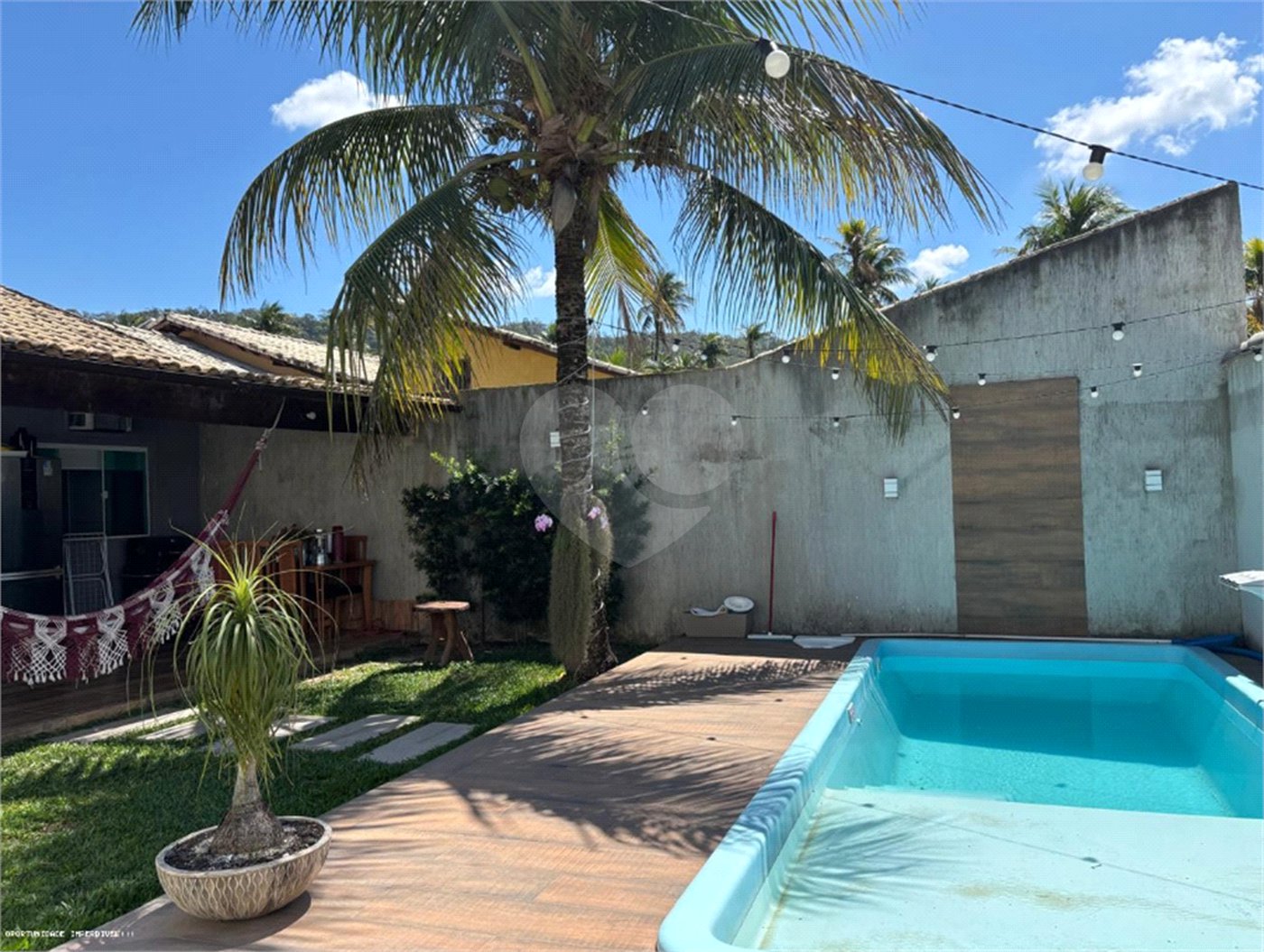 Casa à venda com 2 quartos, sendo 1 suíte, no condomínio Residencial Villa Maria, Rio de Janeiro - RJ