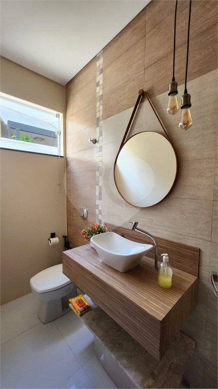 Casa à venda com 3 quartos, sendo 2 suítes, em Residencial Village Damha, Araraquara, SP