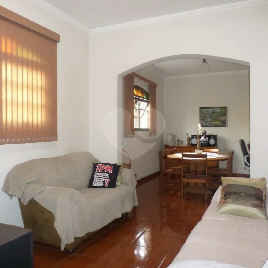 Sobrado à venda com 3 quartos, sendo 2 suítes, em Parada Inglesa, São Paulo, SP
