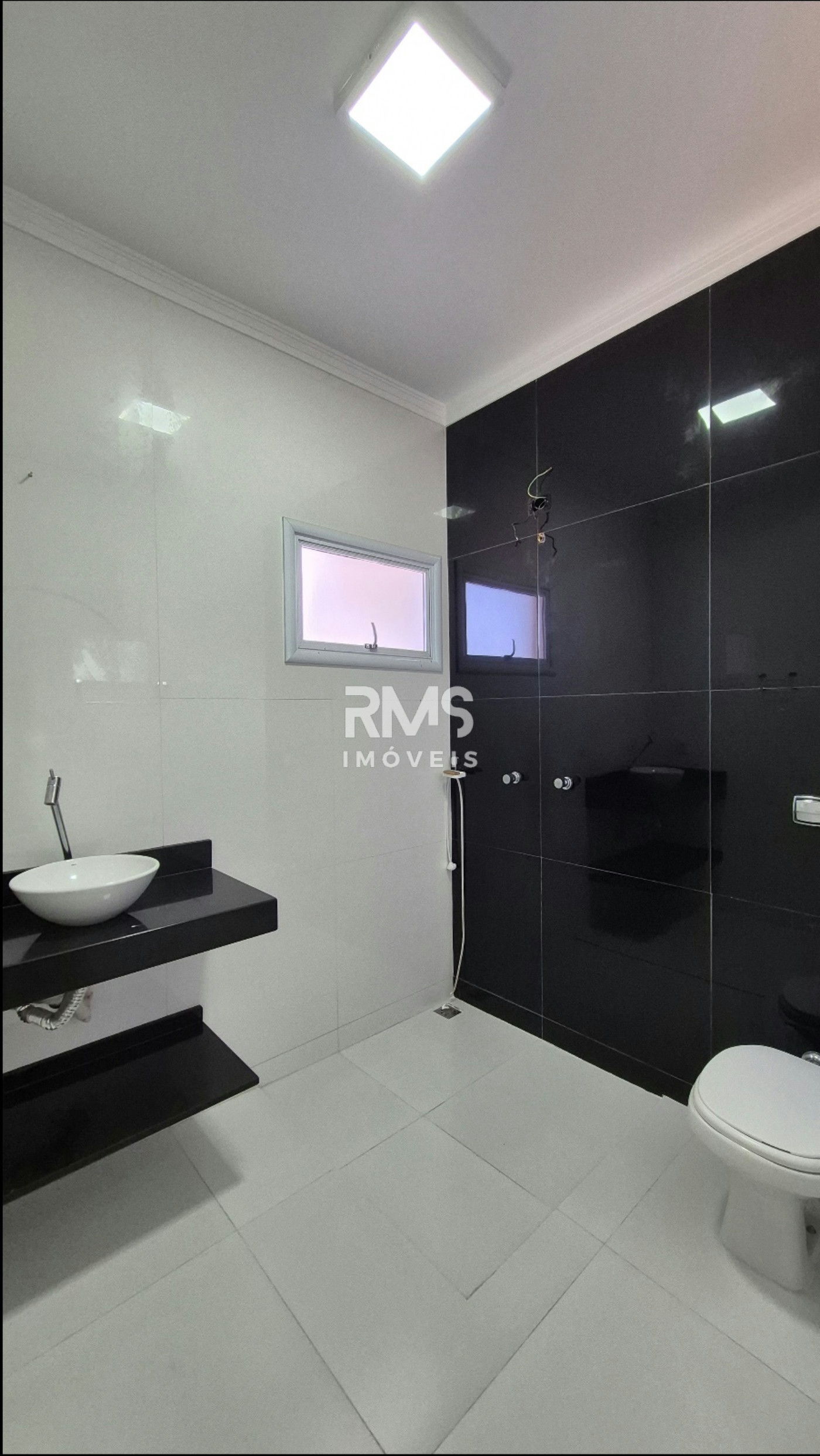 Casa à venda com 3 quartos, sendo 1 suíte,  em Jardim Residencial Itaim, Itu, SP