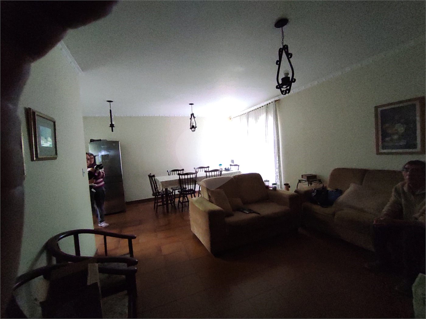 Casa à venda com 3 quartos, sendo 1 suíte, no Centro, Poá, SP
