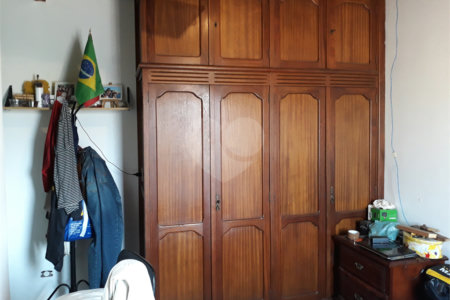 Sobrado à venda com 3 quartos, sendo 1 suíte,  em Jardim Oriental, São Paulo, SP