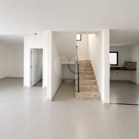 Casa à venda com 3 suítes no condomínio Villaggio Maranello, Vinhedo - SP