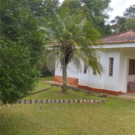Chácara à venda com 3 quartos, sendo 2 suítes,  no Centro (canguera), São Roque, SP