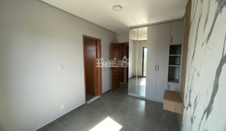 Apartamento à venda com 3 quartos, sendo 1 suíte, no centro de Atibaia - SP