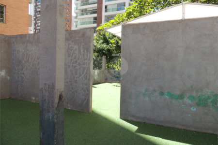 Excelente Casa Térrea Comercial em Região Nobre !!!