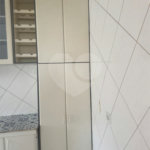Sobrado à venda com 5 quartos em Bela Vista, Osasco, SP