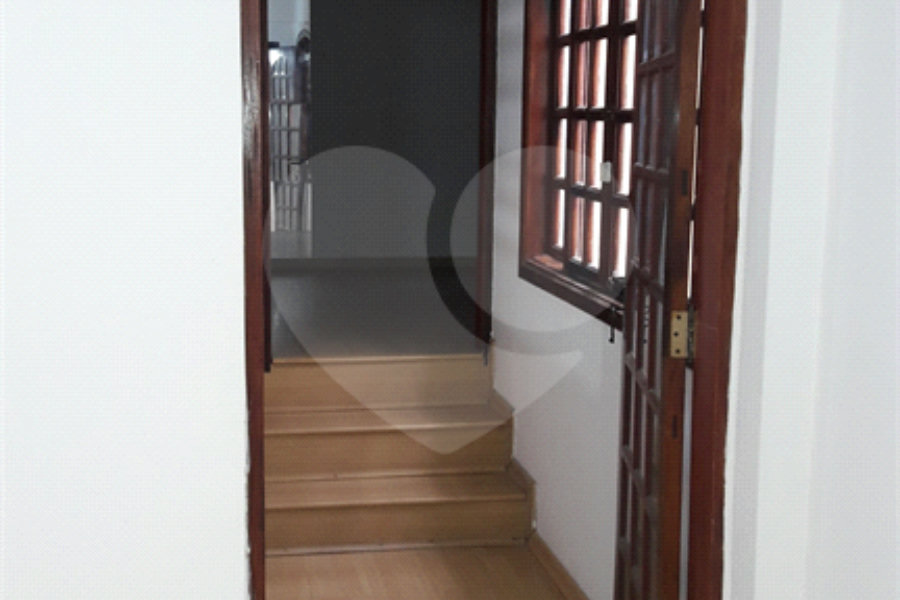 Sobrado à venda com 4 quartos, sendo 2 suítes, em Mandaqui, São Paulo, SP