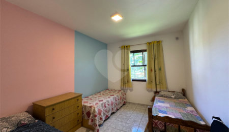 Chácara à venda com 3 quartos, sendo 1 suíte, em Pavão (canguera), São Roque, SP