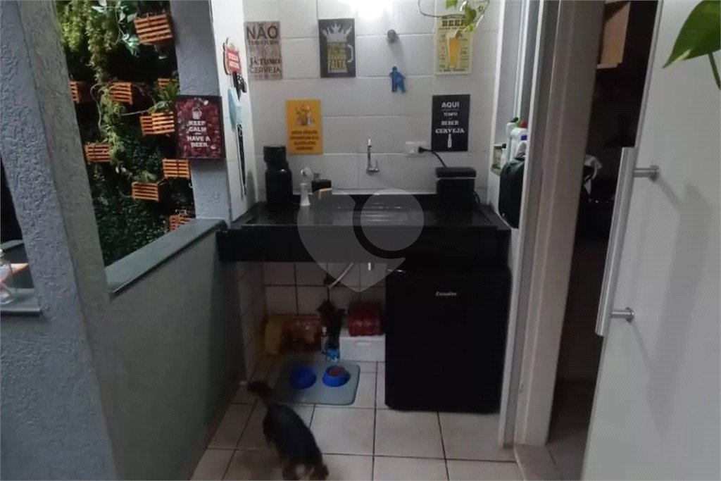 Casa à venda com 3 quartos, sendo 1 suíte, no condomínio Jardim das Palmas, São Paulo - SP
